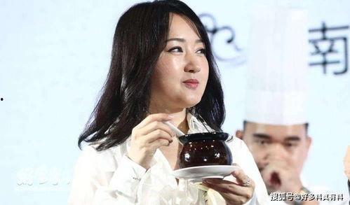 吃瓜娱乐杨钰莹视频播放,吃货魅力引网友热议