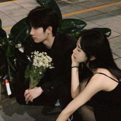 娱乐圈吃瓜情侣头像真人,真人生成独特头像，告别撞款尴尬