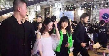 吃娱乐瓜观众,吃瓜观众见证精彩瞬间