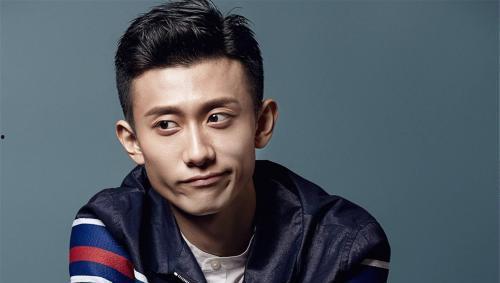 娱乐圈吃瓜爆料张一山,从退圈传闻到新剧上映，娱乐圈的‘小王子如何应对风波？”