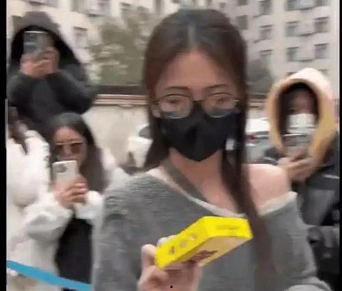 八卦吃瓜爆料娱乐直播,揭秘八卦吃瓜爆料娱乐直播背后的精彩故事