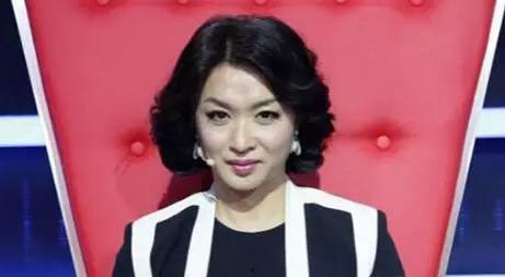 爱豆吃瓜娱乐酱金星,揭秘爱豆吃瓜娱乐酱背后的故事